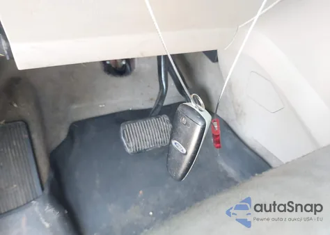 2015 Ford Escape Titanium z USA, uszkodzony, nr VIN 1FMCU9J98FUC14539